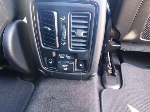 Used 2018 Jeep Grand Cherokee Trackhawk image 35