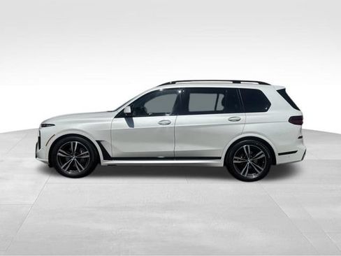 Certified 2025 BMW X7 xDrive40i w/ M Sport Package AWD/4WD image 2