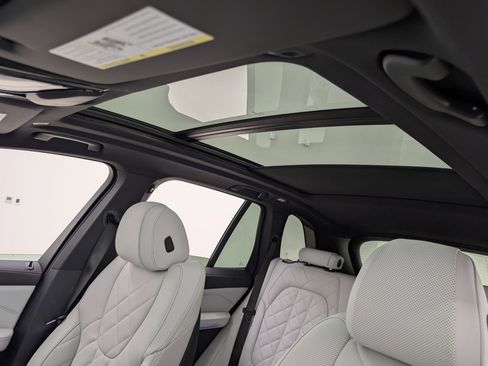 New 2026 BMW X5 xDrive50e w/ M Sport Package image 16