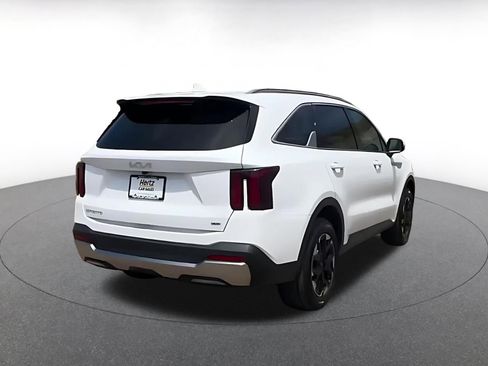 Used 2024 Kia Sorento S AWD/4WD image 14