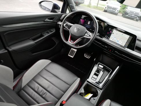Certified 2023 Volkswagen GTI Autobahn FWD image 9