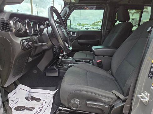 Used 2020 Jeep Wrangler Unlimited Sport AWD/4WD image 27