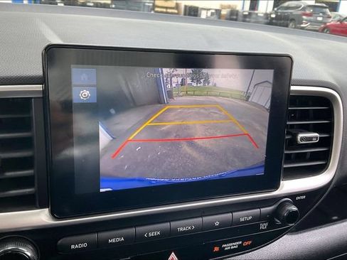 Certified 2026 Hyundai Venue SE FWD image 23