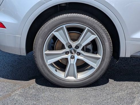 Used 2020 Audi Q5 2.0T Premium Plus AWD/4WD image 9