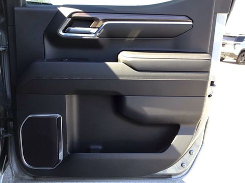 Used 2023 Chevrolet Silverado 1500 RST image 28