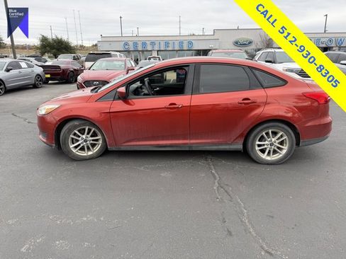 Used 2018 Ford Focus SE image 6