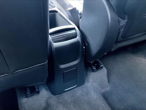 Used 2015 Buick Encore FWD image 32
