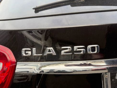 Used 2015 Mercedes-Benz GLA 250 4MATIC image 34