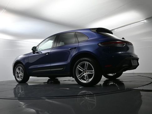 Certified 2024 Porsche Macan image 48