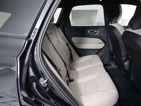 New 2026 Volvo XC60 B5 Core image 11