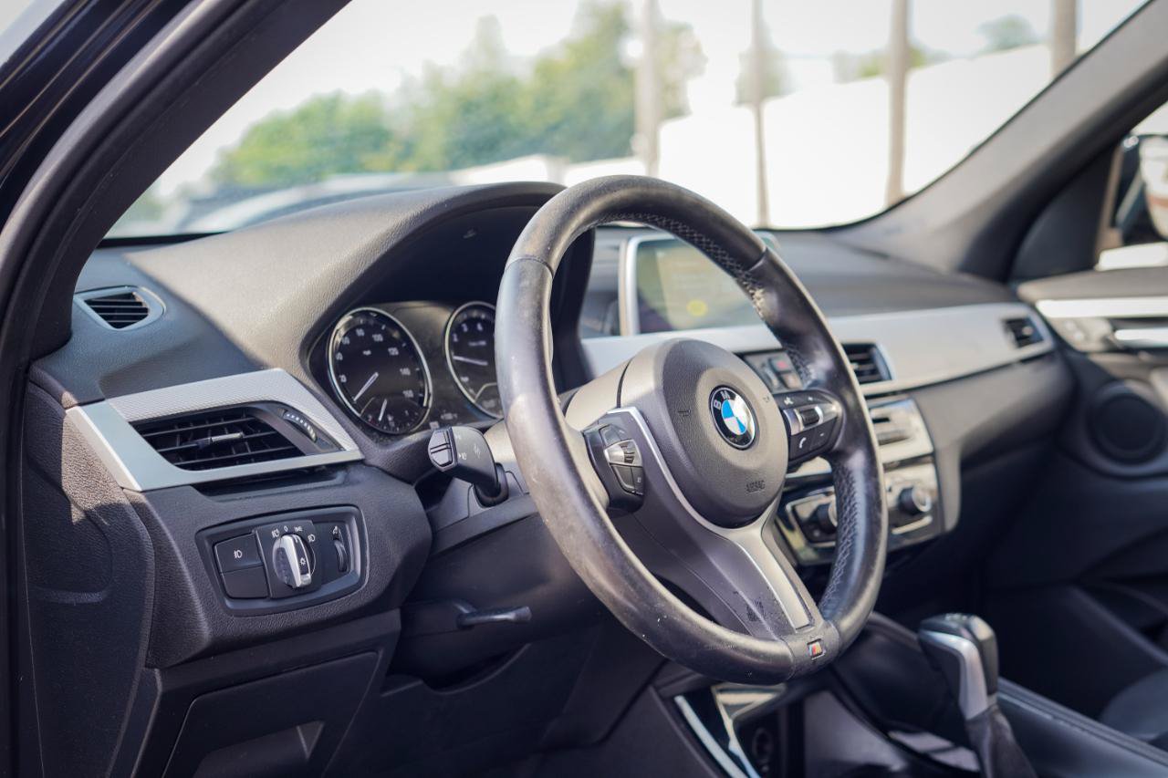 Used 2019 BMW X1 sDrive28i w/ M Sport Package FWD image 9