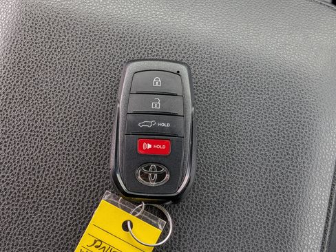 Used 2025 Toyota 4Runner TRD Off-Road Premium image 36