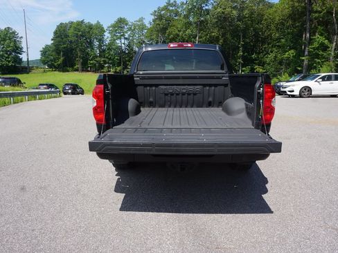 Used 2020 Toyota Tundra Limited w/ Limited Premium Package AWD/4WD image 14