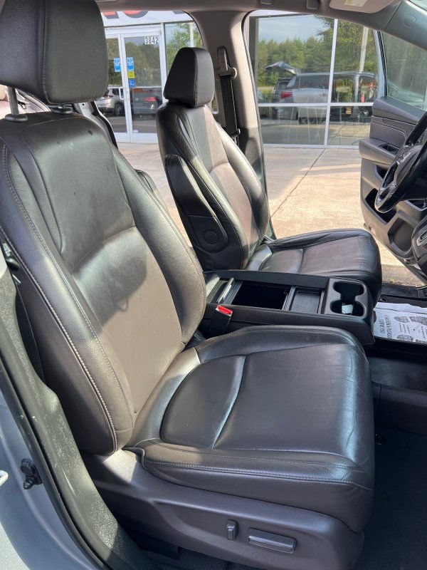 Used 2019 Honda Odyssey EX-L image 13