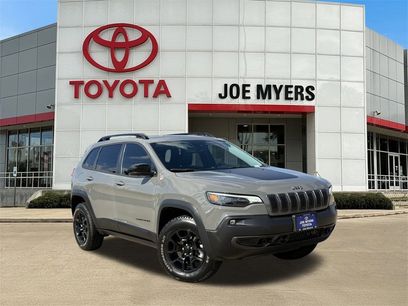 Used 2022 Jeep Cherokee Trailhawk w/ Trailer Tow Group
