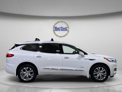 Used 2021 Buick Enclave Avenir w/ Avenir Technology Package AWD/4WD image 6