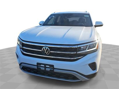 Used 2021 Volkswagen Atlas Cross Sport SE w/ Panoramic Sunroof Package