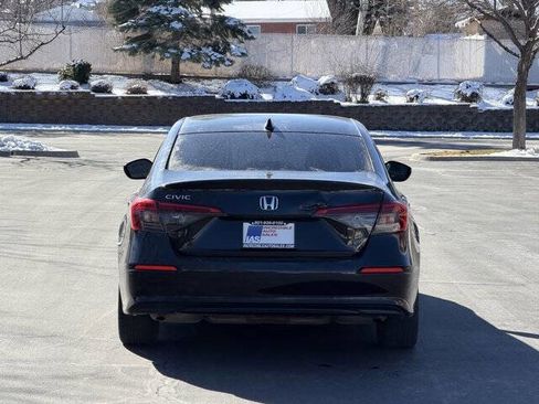 Used 2022 Honda Civic EX image 5