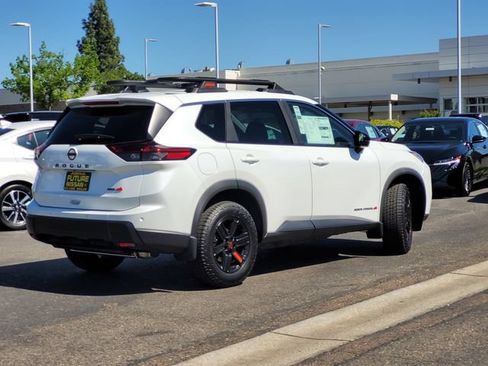New 2026 Nissan Rogue SV AWD/4WD image 5