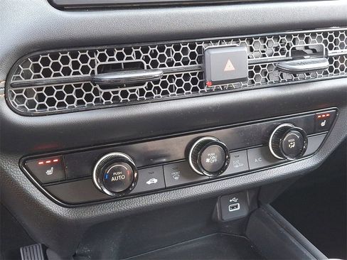 Used 2024 Honda HR-V Sport image 15