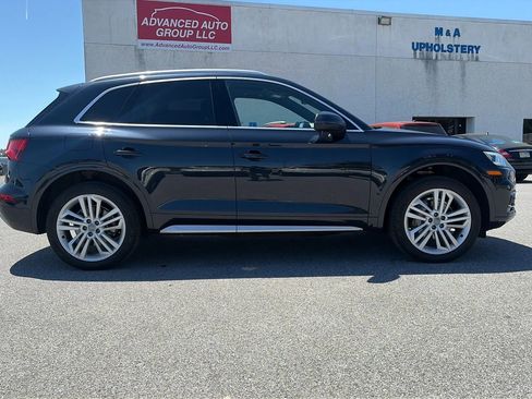 Used 2018 Audi Q5 Prestige AWD/4WD image 5