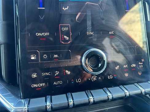 Used 2025 GMC Acadia Elevation image 23