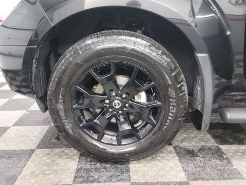 Used 2021 Nissan Frontier SV w/ Midnight Edition Floor Mats image 22