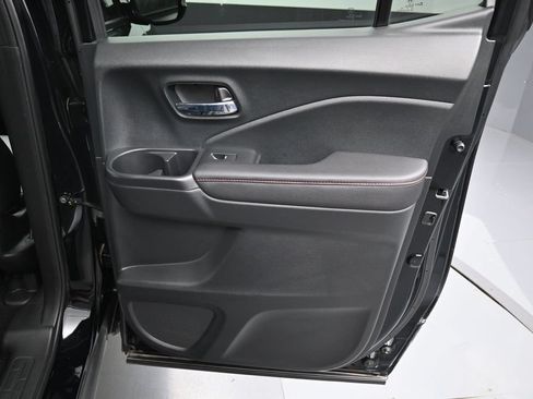 Used 2023 Honda Ridgeline Black Edition image 38