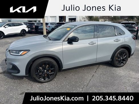 Used 2025 Honda HR-V Sport image 1