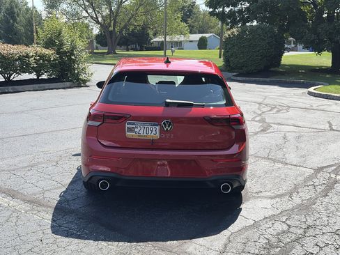 Used 2026 Volkswagen GTI SE FWD image 5