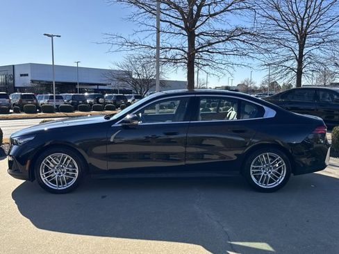 Certified 2024 BMW 530i xDrive w/ Premium Package image 2