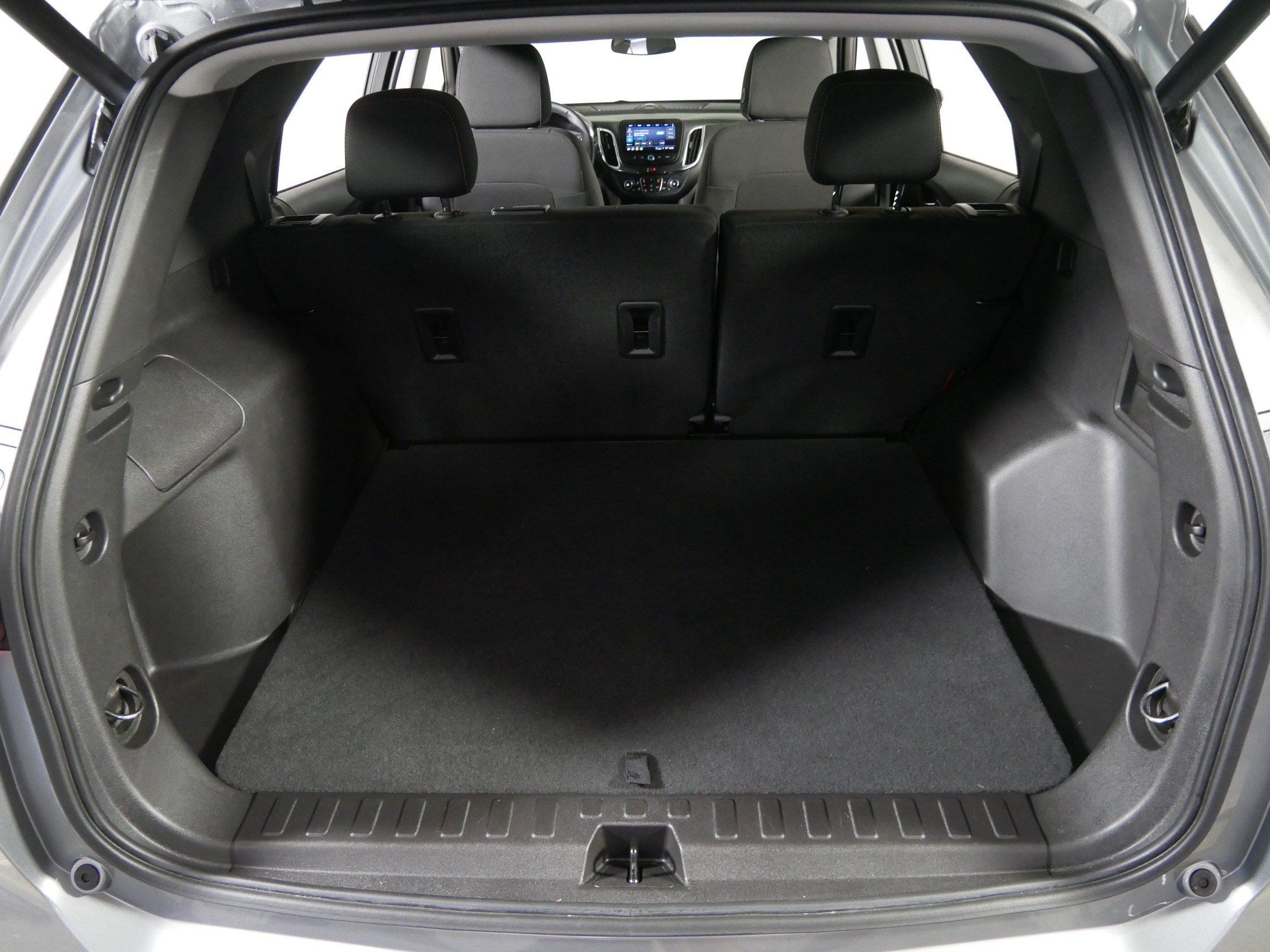 Used 2024 Chevrolet Equinox LT FWD image 18