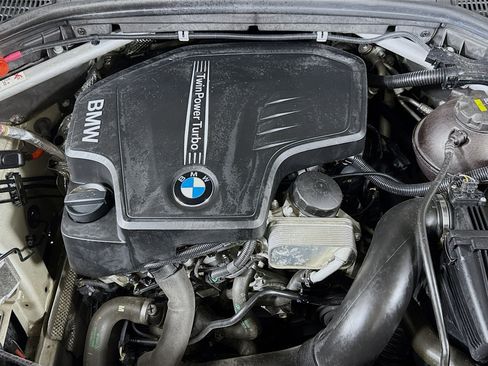 Used 2017 BMW X3 xDrive28i image 2