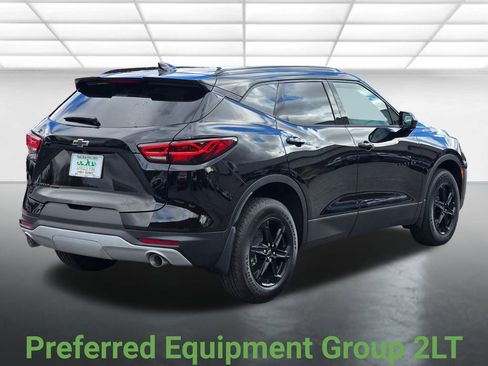 New 2025 Chevrolet Blazer LT w/ Convenience Package image 22