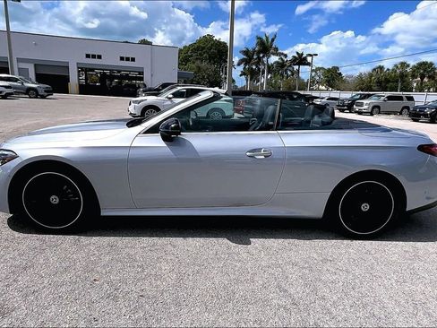 Used 2024 Mercedes-Benz CLE 300 4MATIC Cabriolet image 8