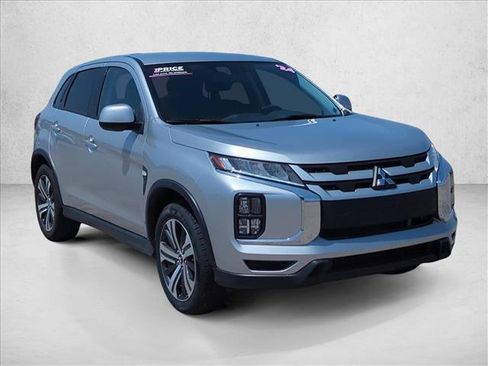 Used 2024 Mitsubishi Outlander Sport ES AWD/4WD image 3
