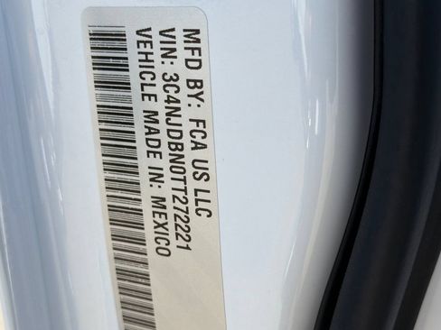 New 2026 Jeep Compass Latitude AWD/4WD image 33