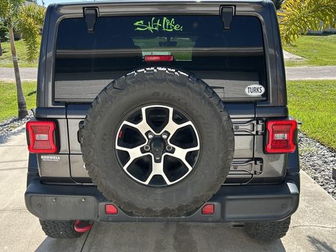 Used 2020 Jeep Wrangler Unlimited Rubicon AWD/4WD image 4