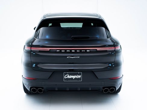 New 2026 Porsche Cayenne image 10