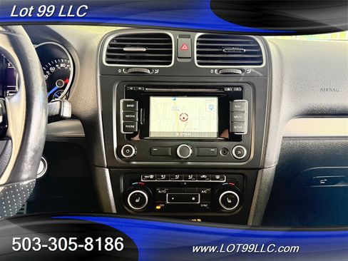 Used 2013 Volkswagen Golf 4-Door AWD/4WD image 14