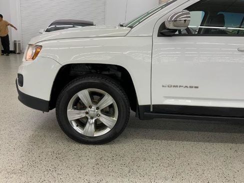 Used 2015 Jeep Compass Sport w/ Power Value Group AWD/4WD image 32