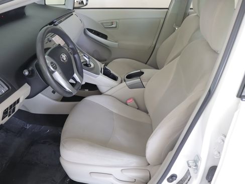 Used 2012 Toyota Prius Two FWD image 7
