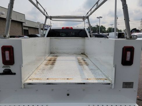 Used 2019 Chevrolet Silverado 2500 W/T w/ WT Convenience Package AWD/4WD image 13