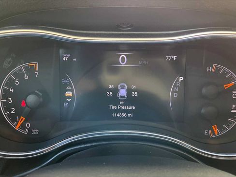Used 2019 Jeep Grand Cherokee Altitude AWD/4WD image 25