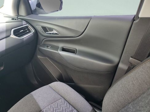 Certified 2024 Chevrolet Equinox LT FWD image 18