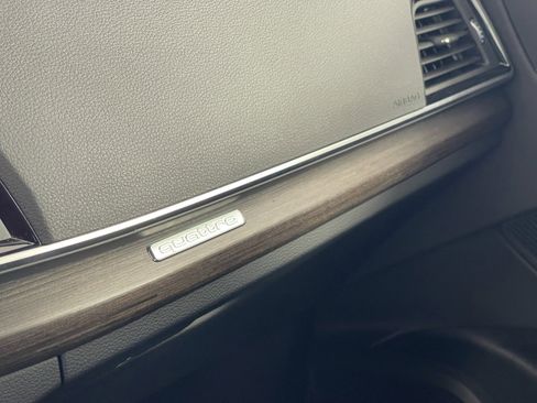 Certified 2025 Audi Q5 2.0T Premium Plus w/ Premium Plus Package image 33