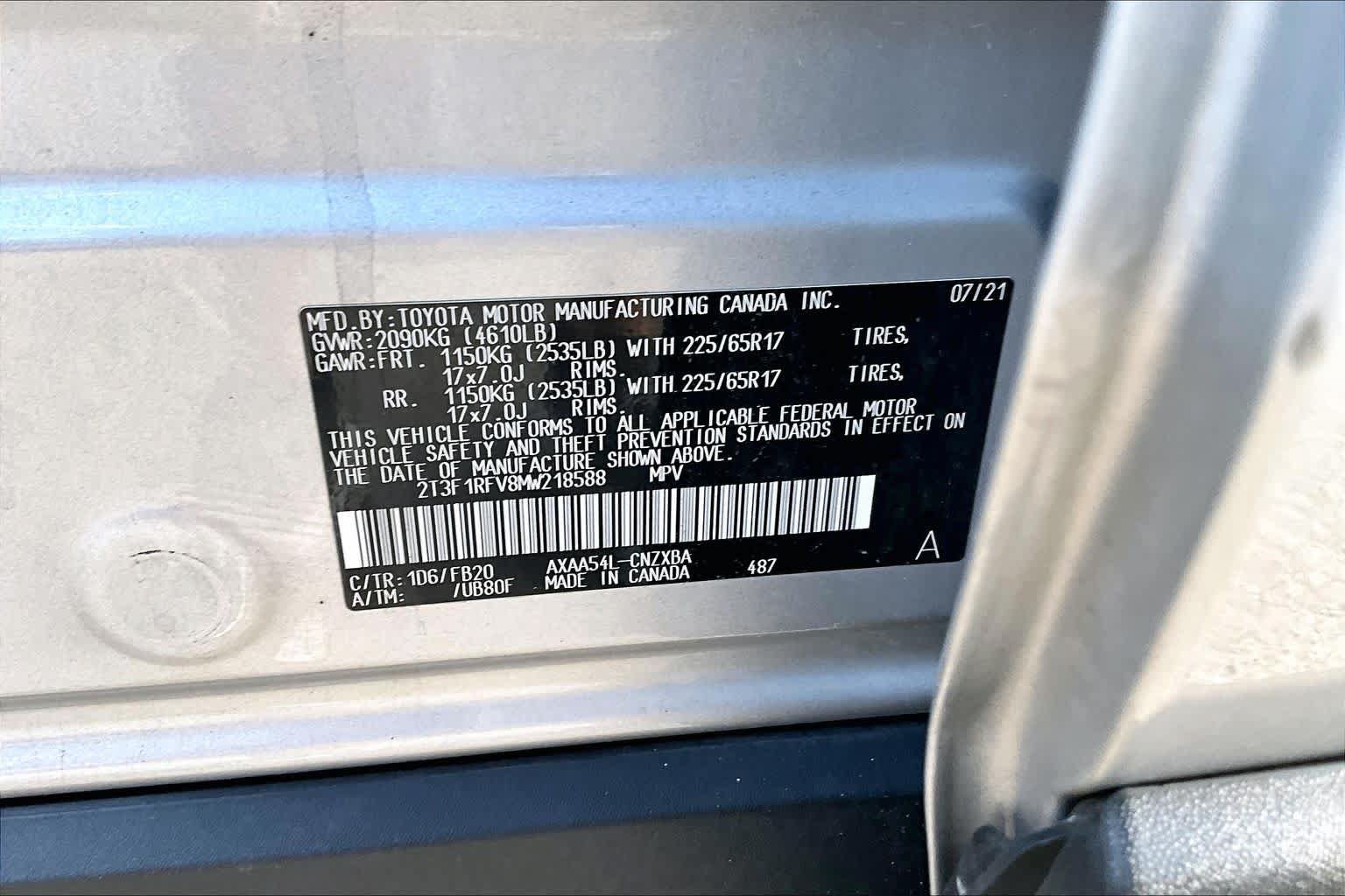 Used 2021 Toyota RAV4 LE AWD/4WD image 34