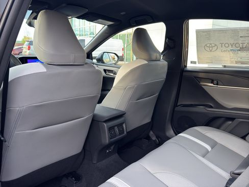 New 2026 Toyota Camry SE image 13