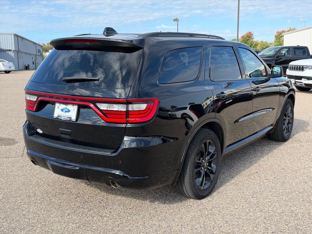 Used 2023 Dodge Durango R/T AWD/4WD image 4