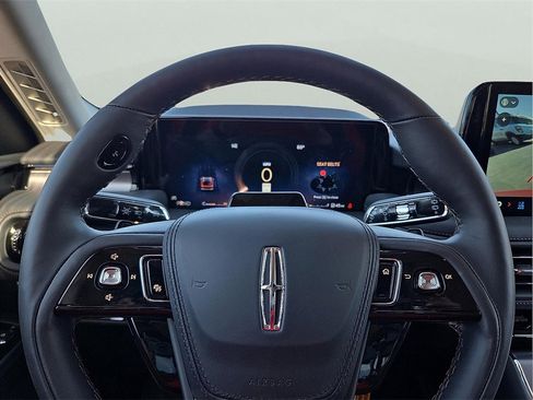 New 2026 Lincoln Aviator Premiere image 19